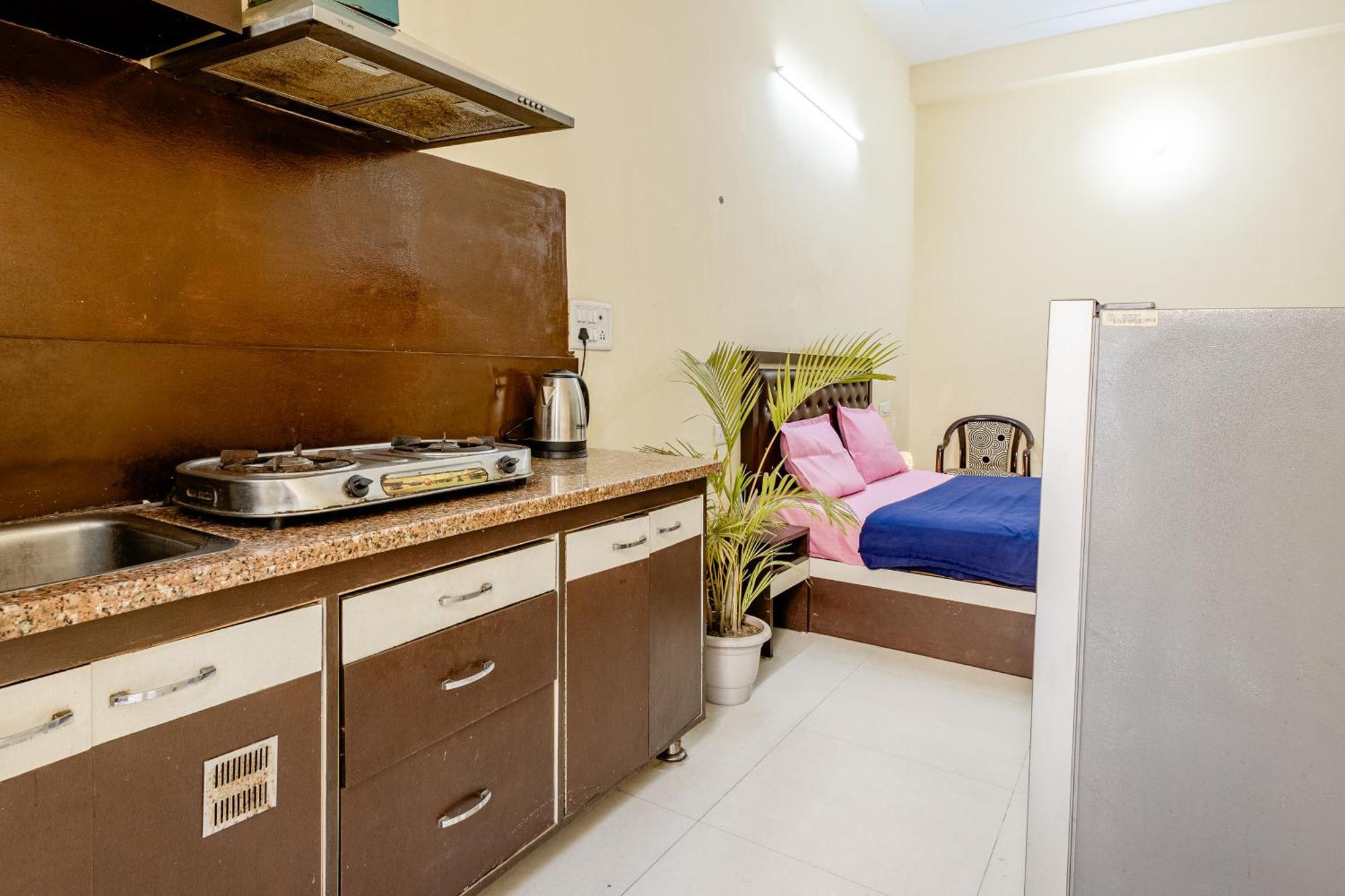 Lime Tree Studio Near Fortis Gurgaon Exteriör bild