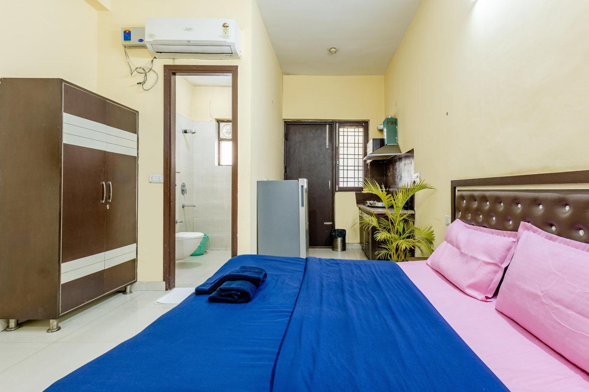 Lime Tree Studio Near Fortis Gurgaon Exteriör bild